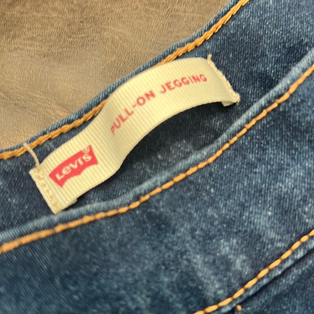 Levi’s Pull On Jegging